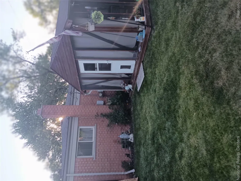 5635 Clippert Street Dearborn Heights City, MI 48125
