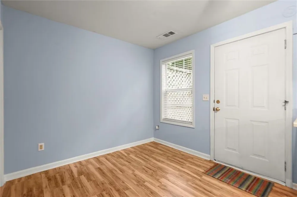 164 Oxbo Road Roswell, GA 30075