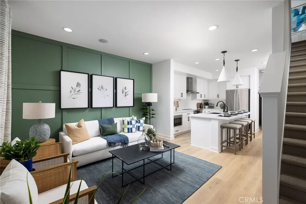 318 E William Way La Habra, CA 90631