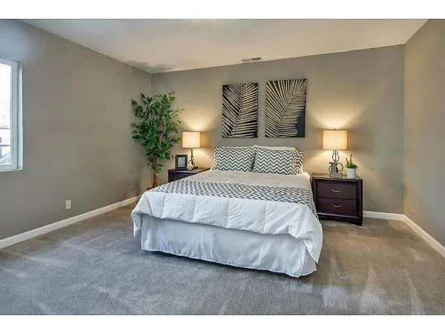 1354 saratoga ave Saratoga, CA 95070