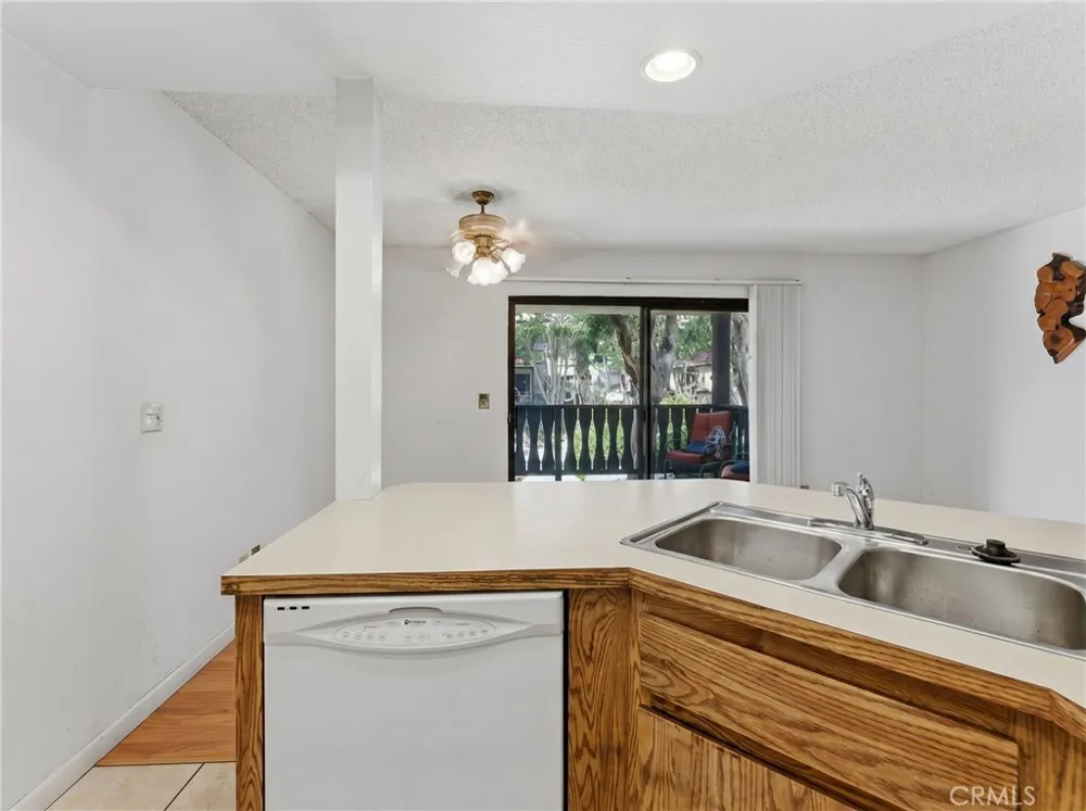 13946 Spring Water Court Garden Grove, CA 92843