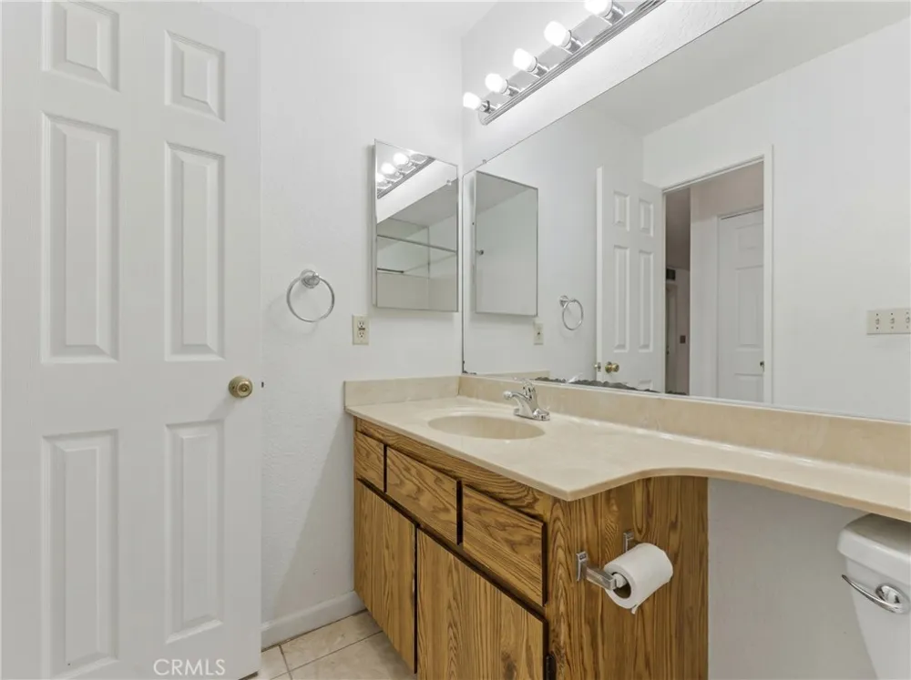 13946 Spring Water Court Garden Grove, CA 92843