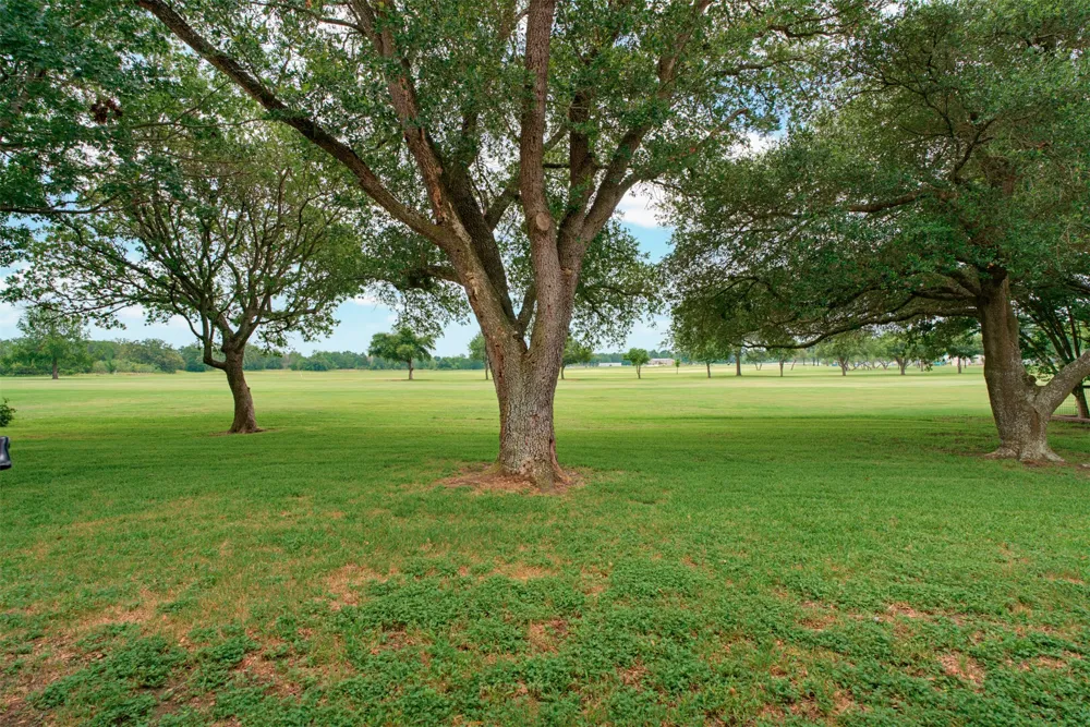 133 Champions Drive Rockdale, TX 76567