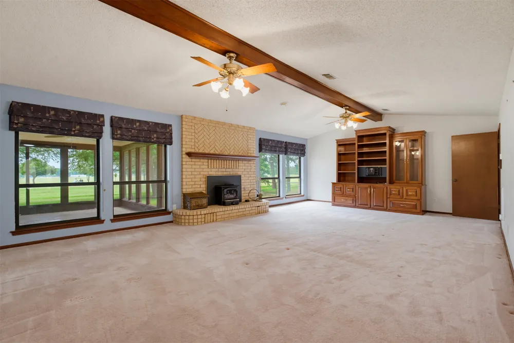 133 Champions Drive Rockdale, TX 76567