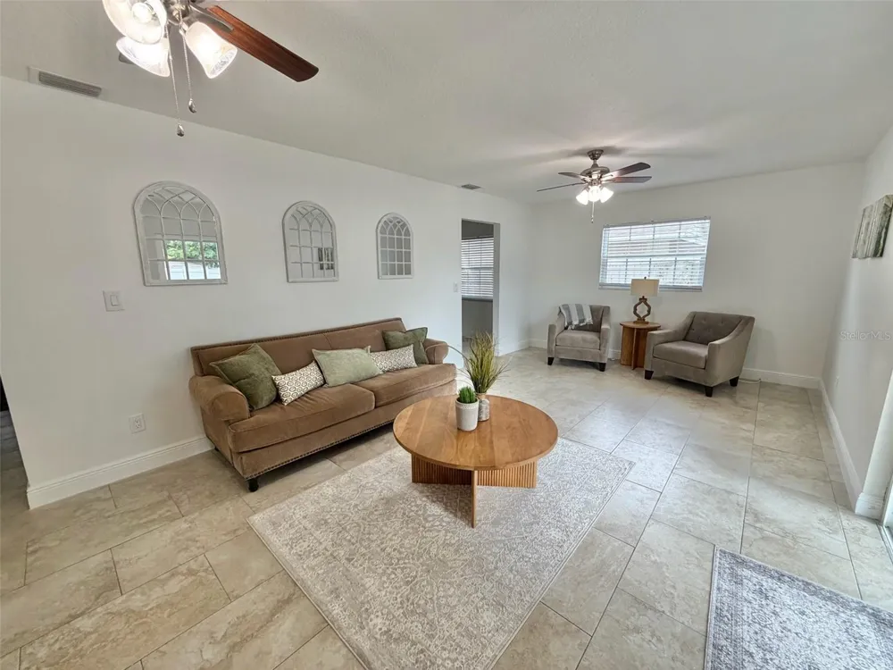 6945 ORKNEY AVENUE St Petersburg, FL 33709