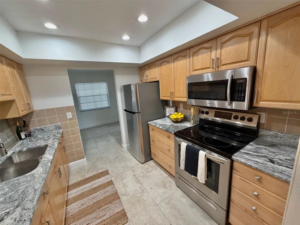 6945 ORKNEY AVENUE St Petersburg, FL 33709