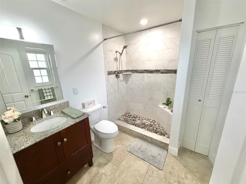 6945 ORKNEY AVENUE St Petersburg, FL 33709