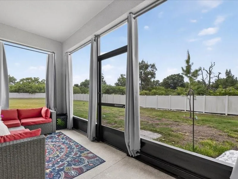 416 MANGROVE SHADE CIRCLE Apollo Beach, FL 33572