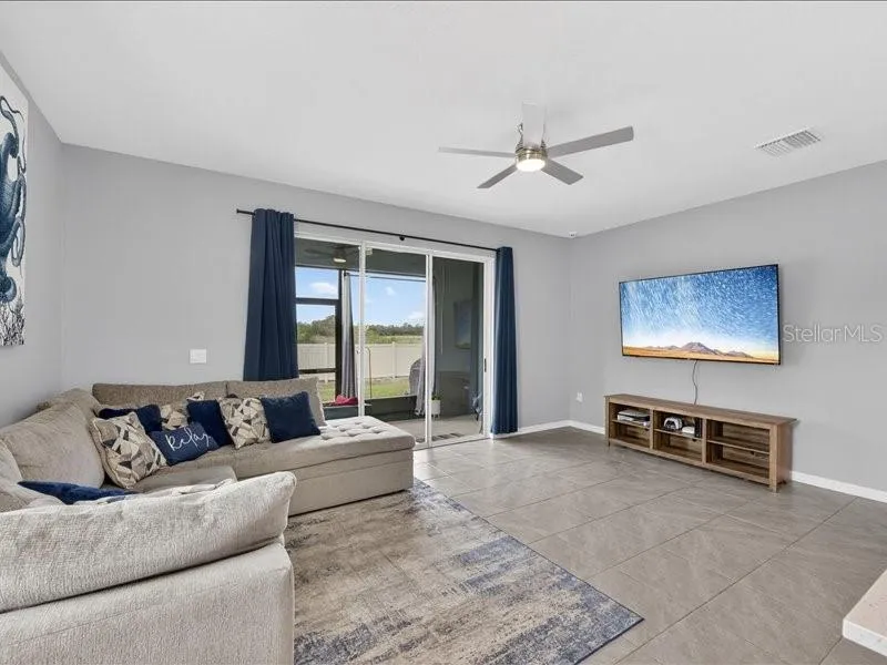 416 MANGROVE SHADE CIRCLE Apollo Beach, FL 33572