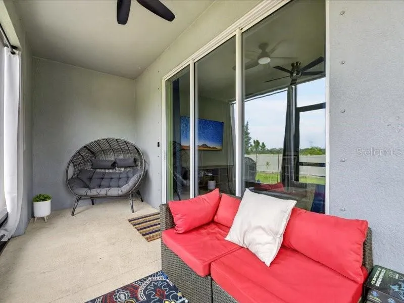 416 MANGROVE SHADE CIRCLE Apollo Beach, FL 33572