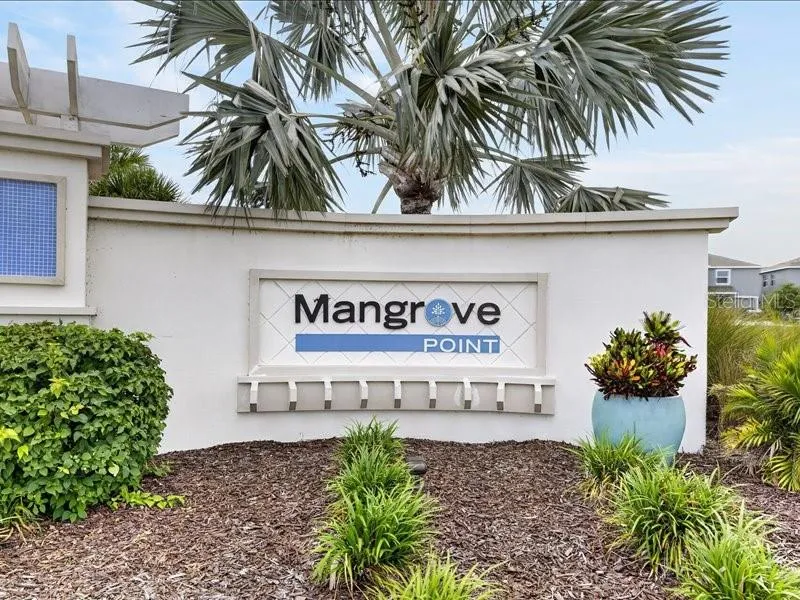 416 MANGROVE SHADE CIRCLE Apollo Beach, FL 33572
