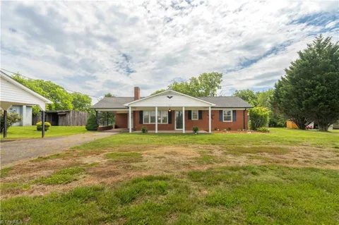 1427 Reeves Mill Road