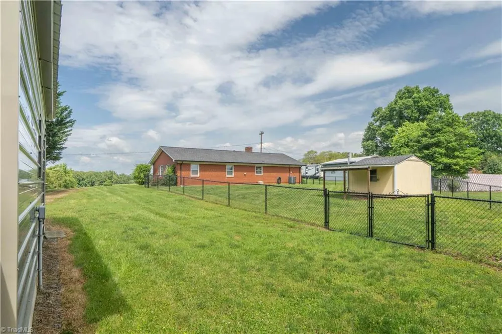 1427 Reeves Mill Road Mount Airy, NC 27030