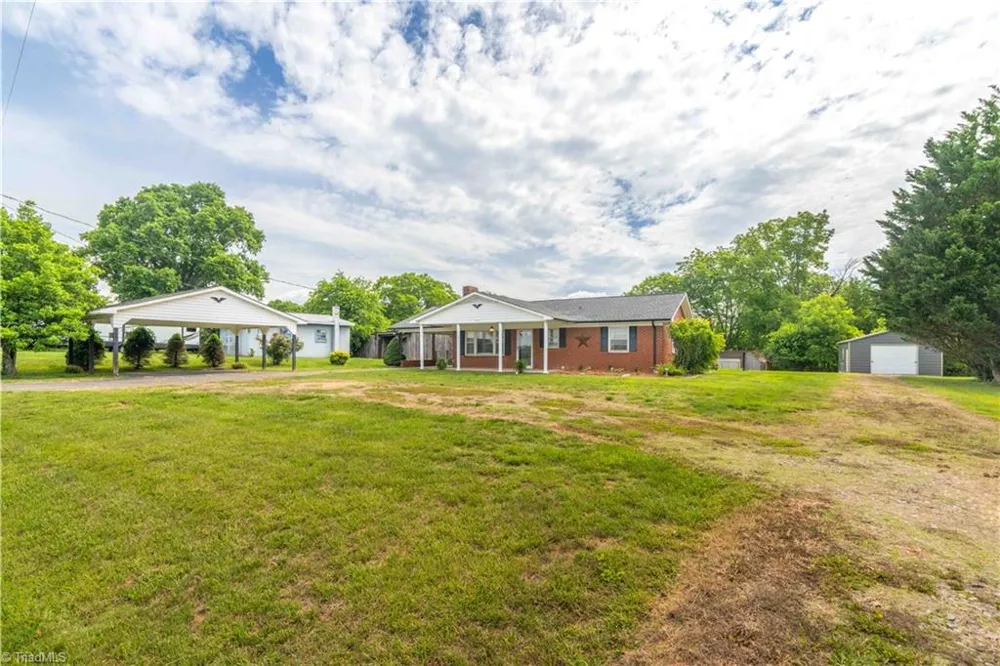 1427 Reeves Mill Road Mount Airy, NC 27030