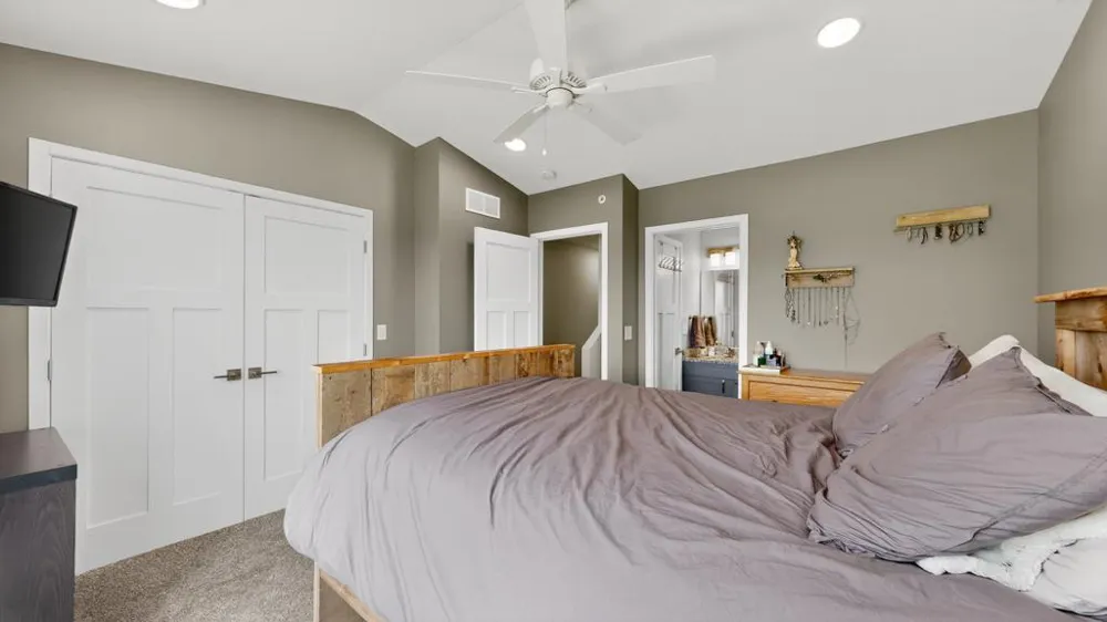 1845 Daniel Lane NE Stewartville, MN 55976
