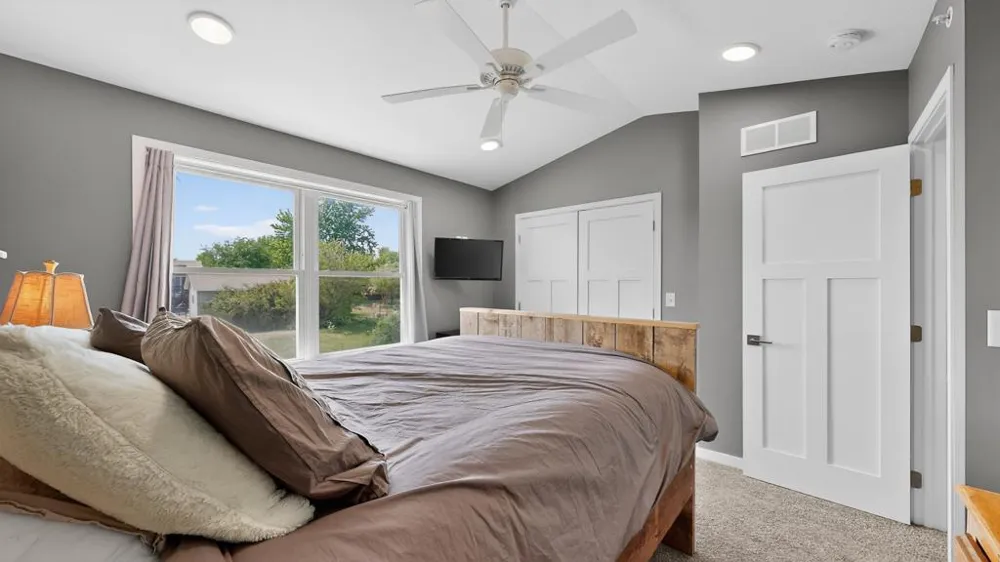 1845 Daniel Lane NE Stewartville, MN 55976