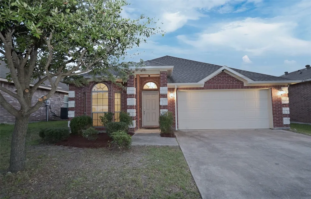 1204 Varacruz Drive