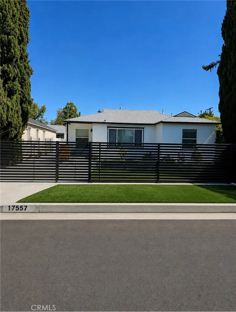 17557 lemay