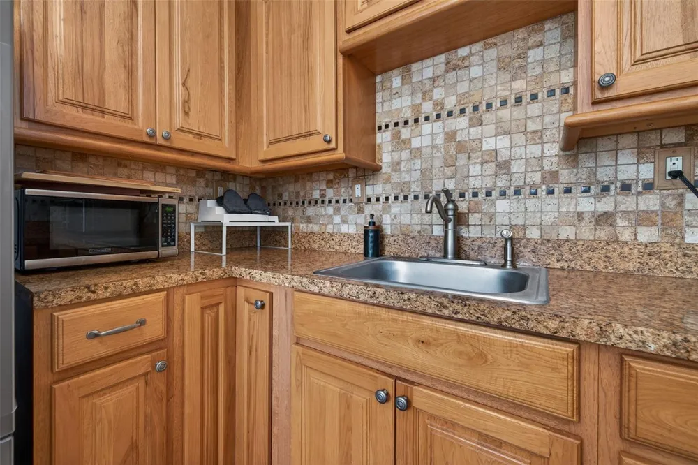3766 56TH AVENUE St Petersburg, FL 33714