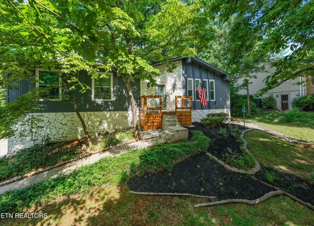 1117 Rain Tree Rd