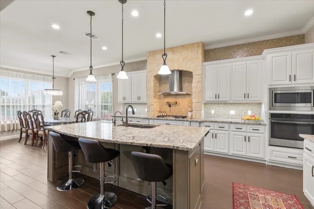 4365 Caldwell Palm Circle Round Rock, TX 78665