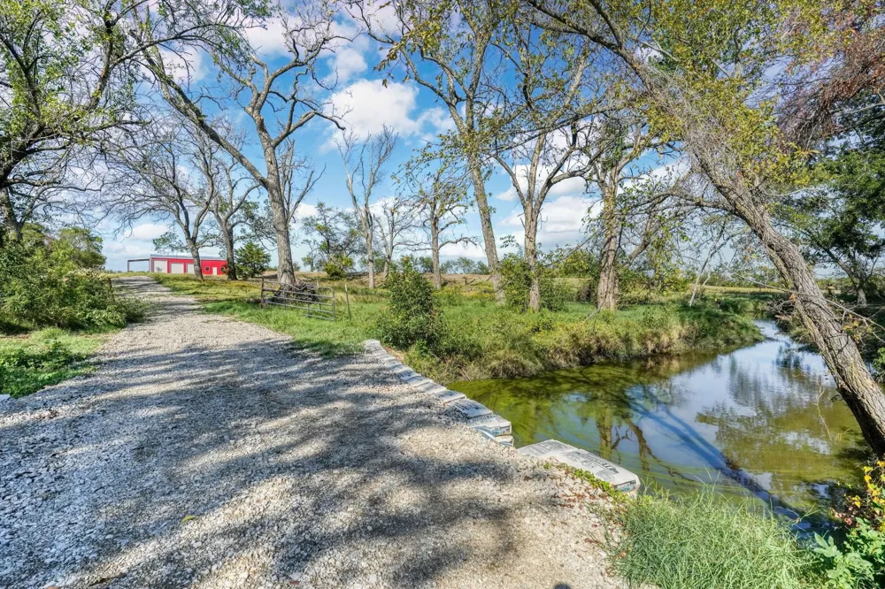 11445 Foutch Road Pilot Point, TX 76258