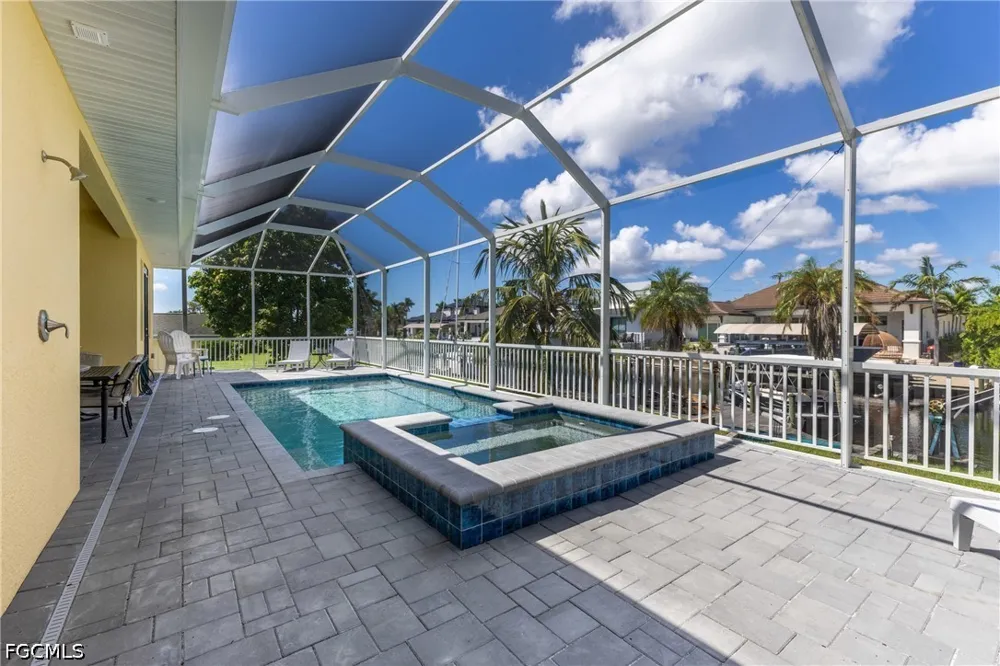 Cocoa Court Cape Coral, FL 33904