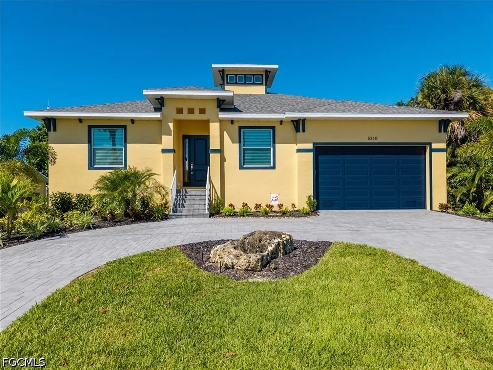 Cocoa Court Cape Coral, FL 33904