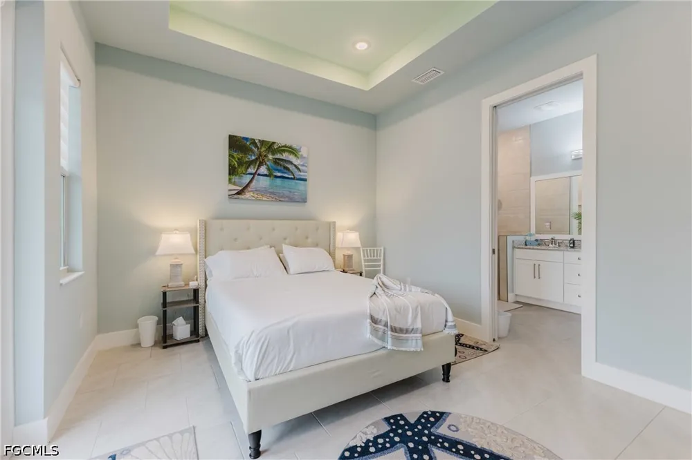 Cocoa Court Cape Coral, FL 33904