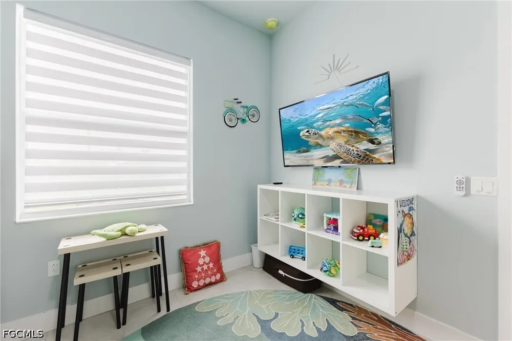 Cocoa Court Cape Coral, FL 33904