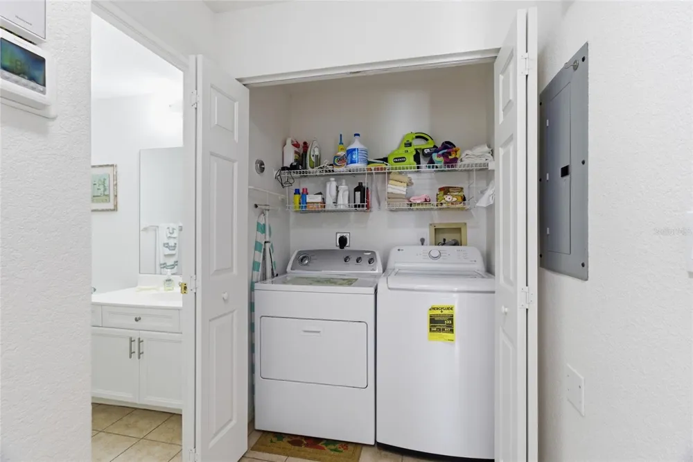5725 GREENWOOD AVENUE #1201 North Port, FL 34287
