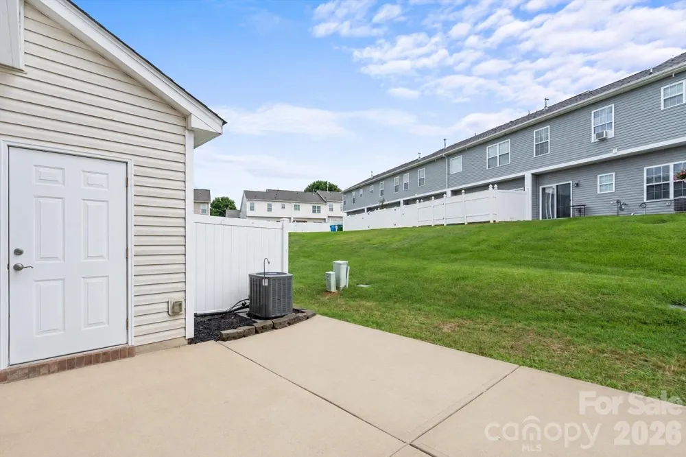 10563 Stoneacre Court Pineville, NC 28134