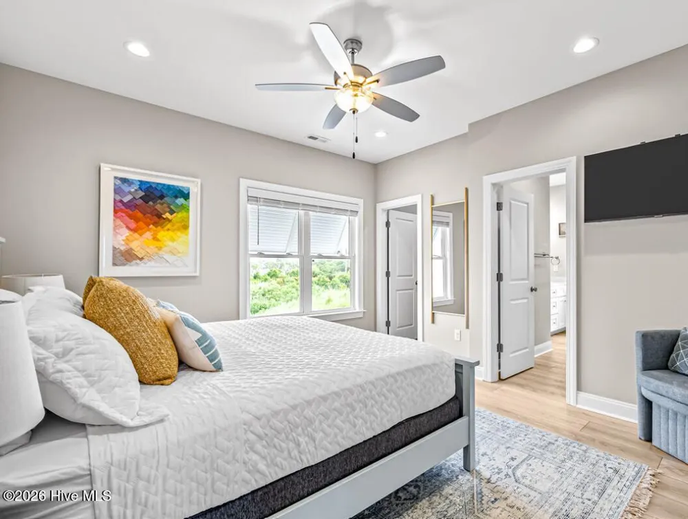 100 Salt Marsh Way Atlantic Beach, NC 28512