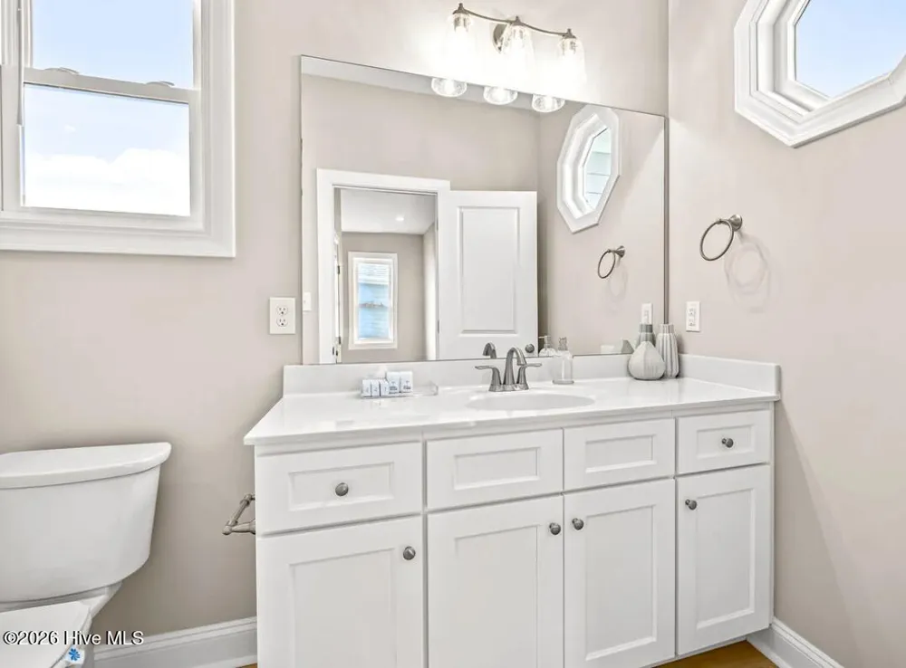 100 Salt Marsh Way Atlantic Beach, NC 28512