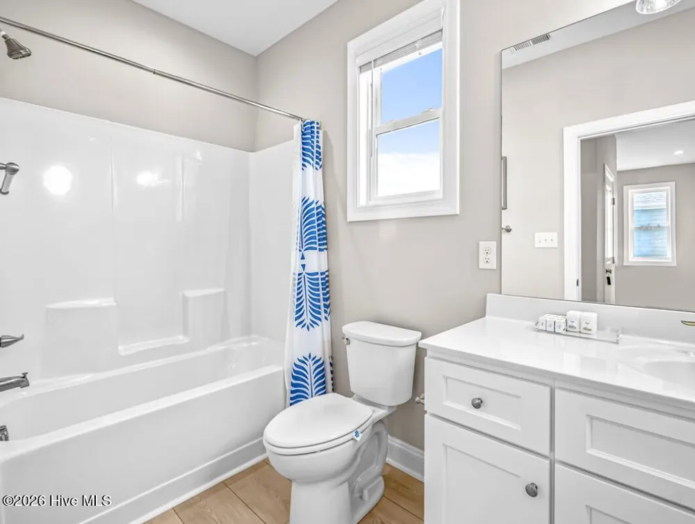 100 Salt Marsh Way Atlantic Beach, NC 28512