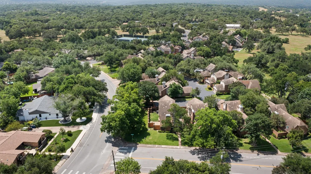 11310 Spicewood Club Drive #19 Austin, TX 78750