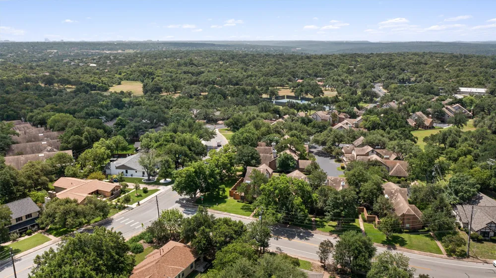11310 Spicewood Club Drive #19 Austin, TX 78750