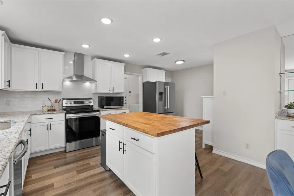 11310 Spicewood Club Drive #19 Austin, TX 78750