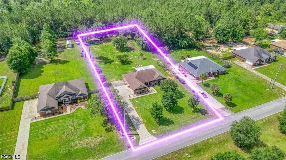 Nichols Lake Road Milton, FL 32583