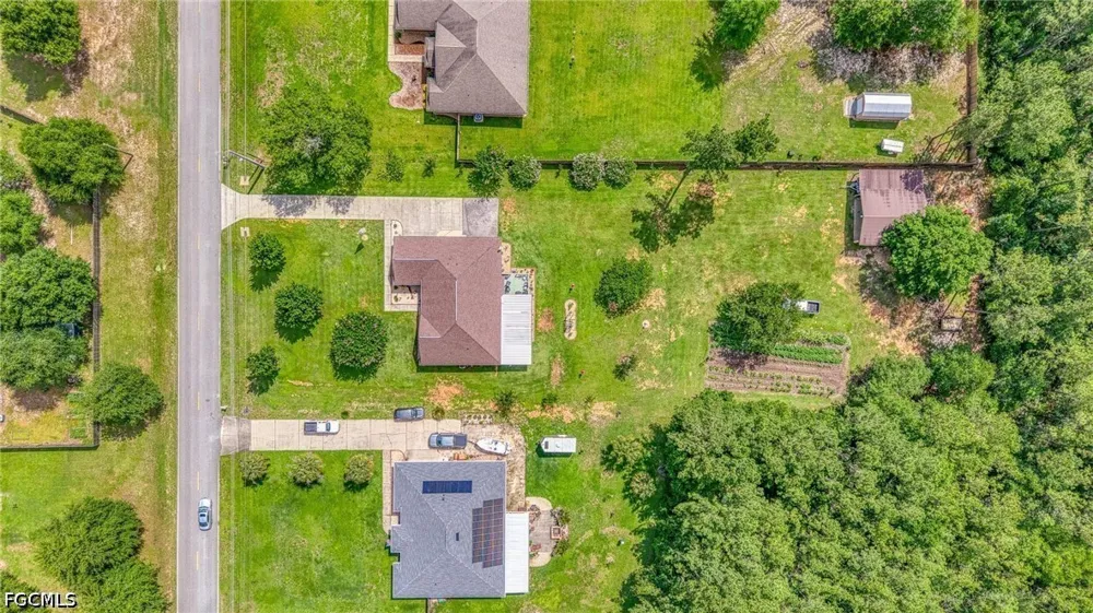 Nichols Lake Road Milton, FL 32583
