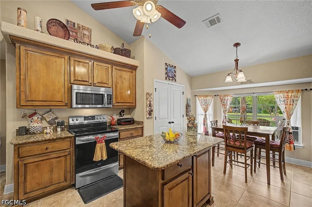 Nichols Lake Road Milton, FL 32583