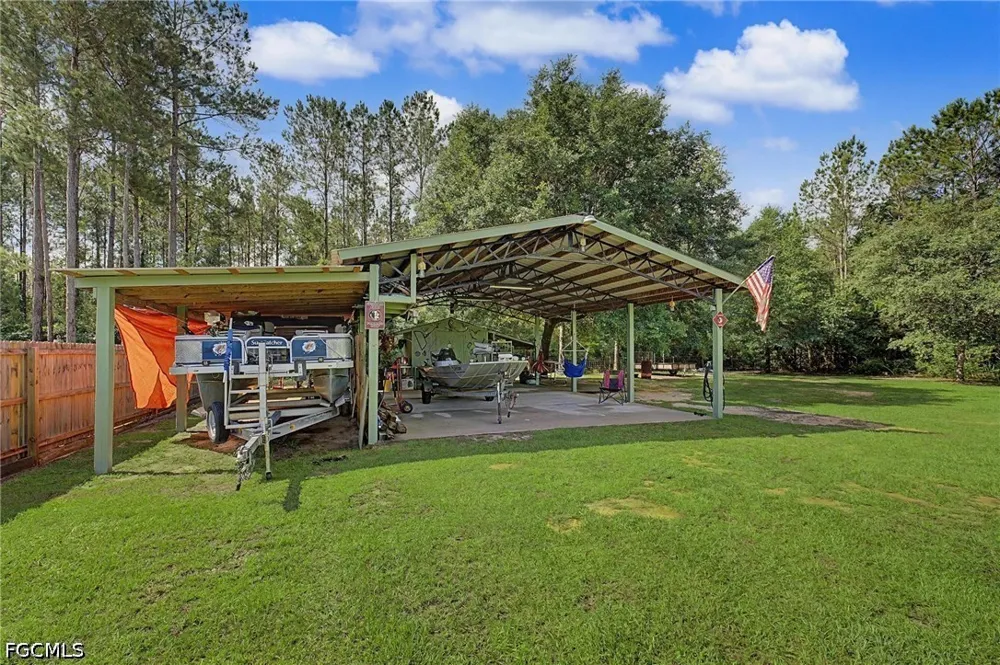 Nichols Lake Road Milton, FL 32583