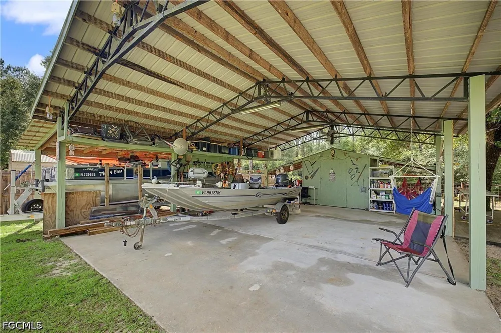 Nichols Lake Road Milton, FL 32583