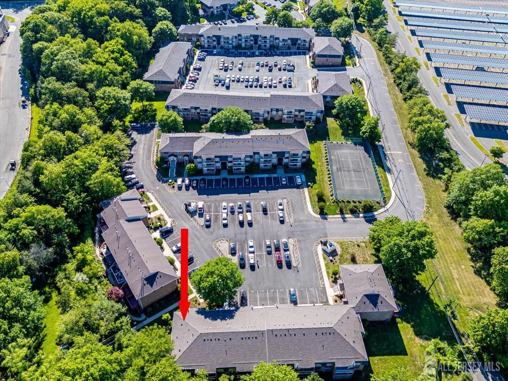 812 Sharon Garden Court Woodbridge Proper, NJ 07095