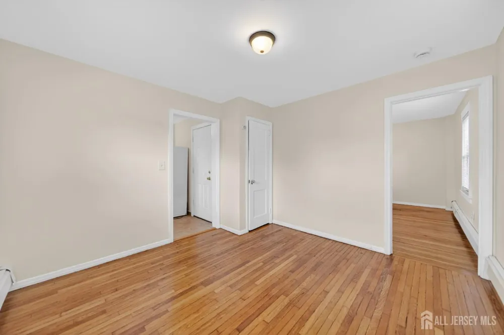0-1812-181 Rt 35 Highway Sayreville, NJ 08871