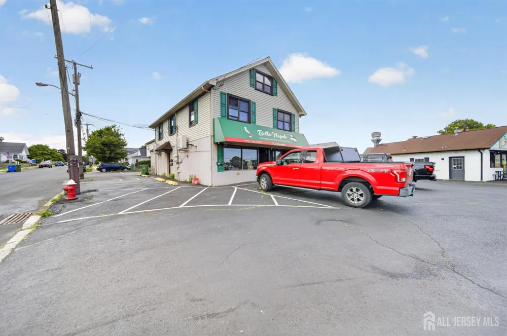 0-1812-181 Rt 35 Highway Sayreville, NJ 08871