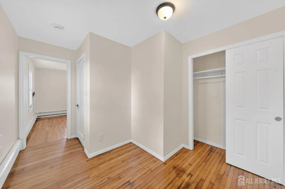 0-1812-181 Rt 35 Highway Sayreville, NJ 08871