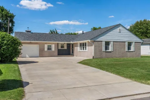 1313 Westmoor Drive
