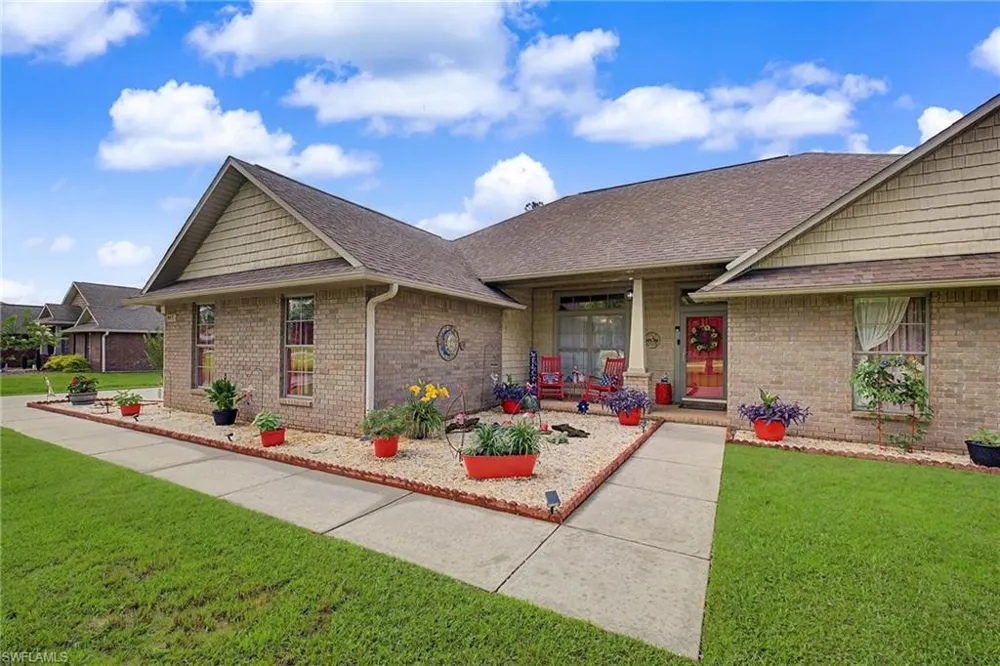 9915 Nichols Lake Road Milton, FL 32583