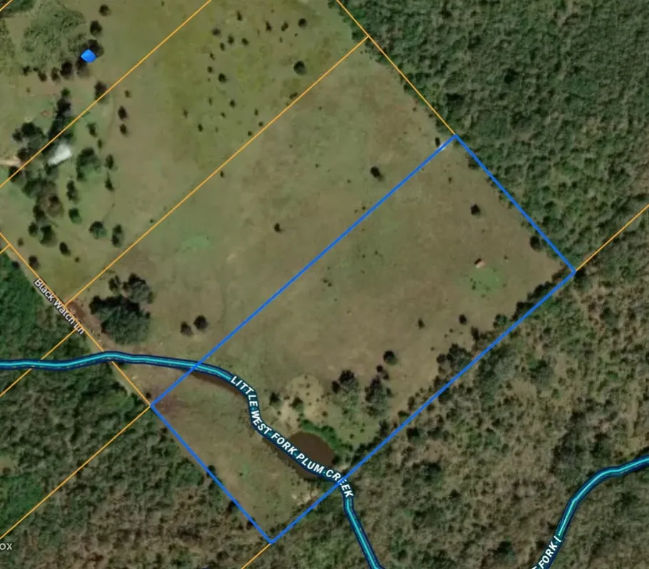 415 Black Watch Lane Lockhart, TX 78644